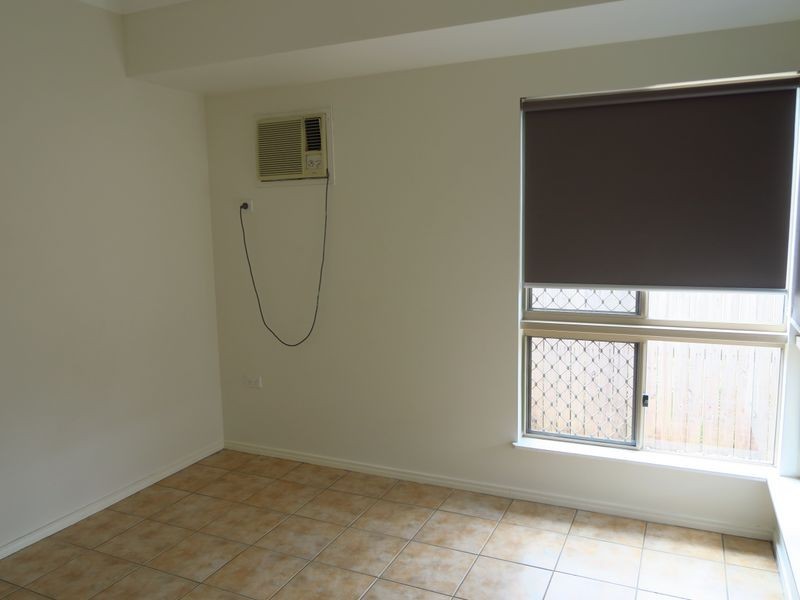 10 Brian Street, Brinsmead QLD 4870