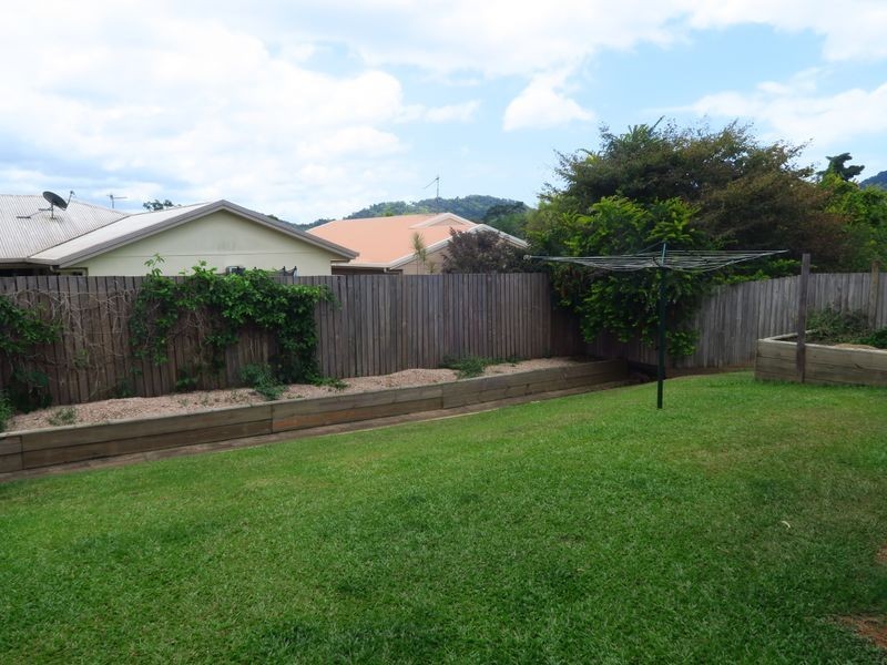 10 Brian Street, Brinsmead QLD 4870