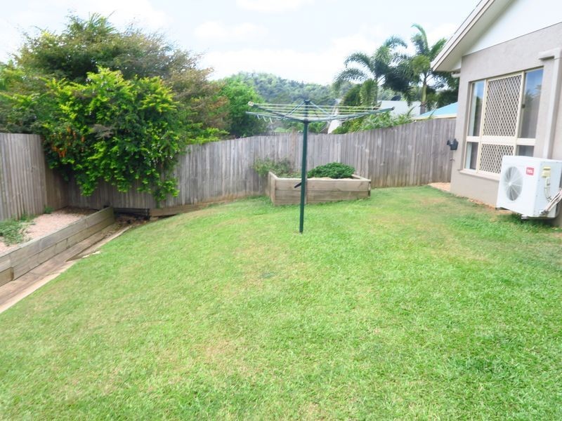 10 Brian Street, Brinsmead QLD 4870