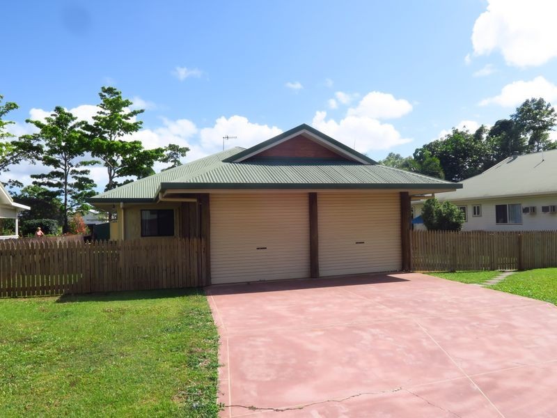 30 Village Terrace, Redlynch QLD 4870