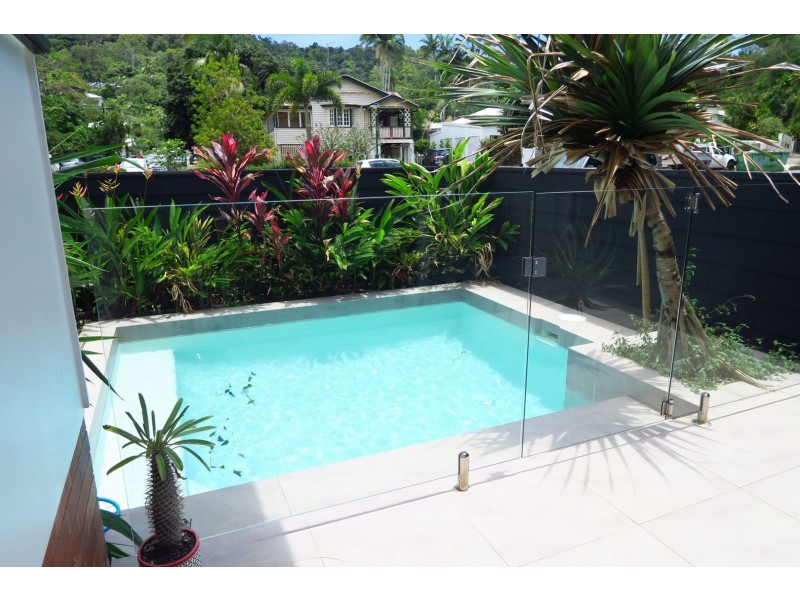 101 Collins Avenue, Edge Hill QLD 4870