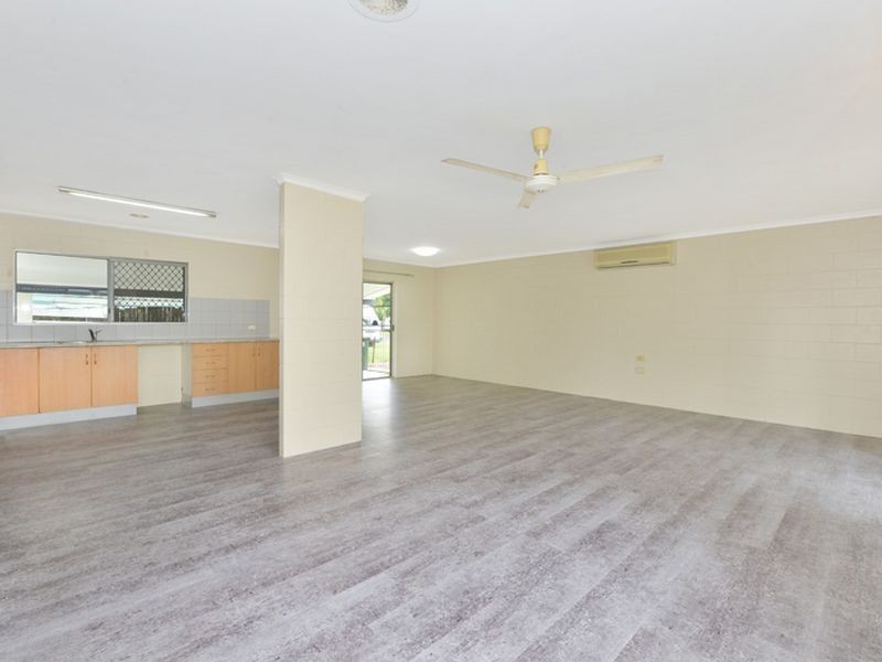 20 Conlan Close, Manoora QLD 4870