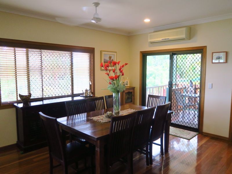 170 Harvey Road, Redlynch QLD 4870