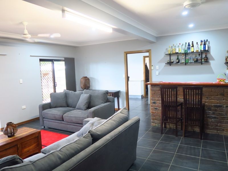 170 Harvey Road, Redlynch QLD 4870
