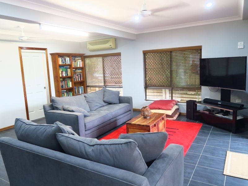 170 Harvey Road, Redlynch QLD 4870
