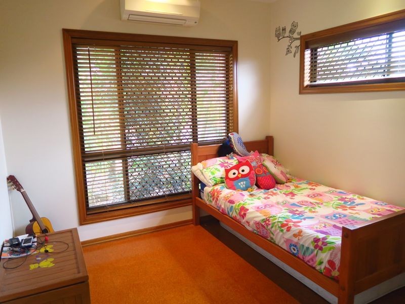 170 Harvey Road, Redlynch QLD 4870