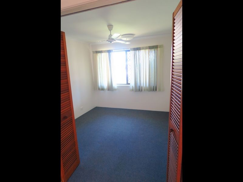 10 Winfield Street, Whitfield QLD 4870