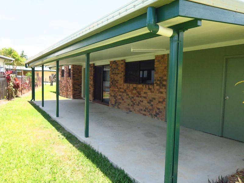10 Winfield Street, Whitfield QLD 4870