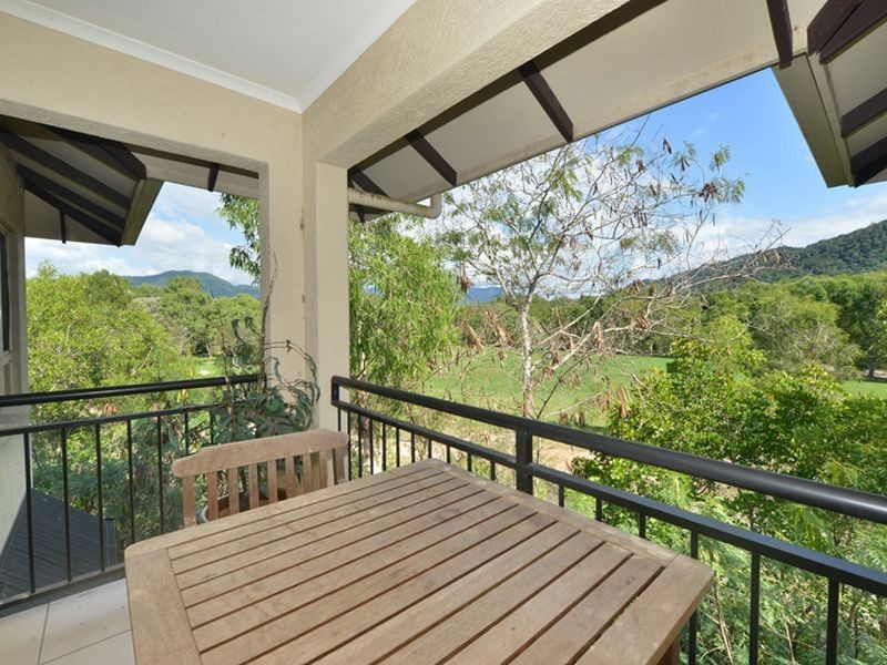 1746/2 Greenslopes Street, Cairns North QLD 4870