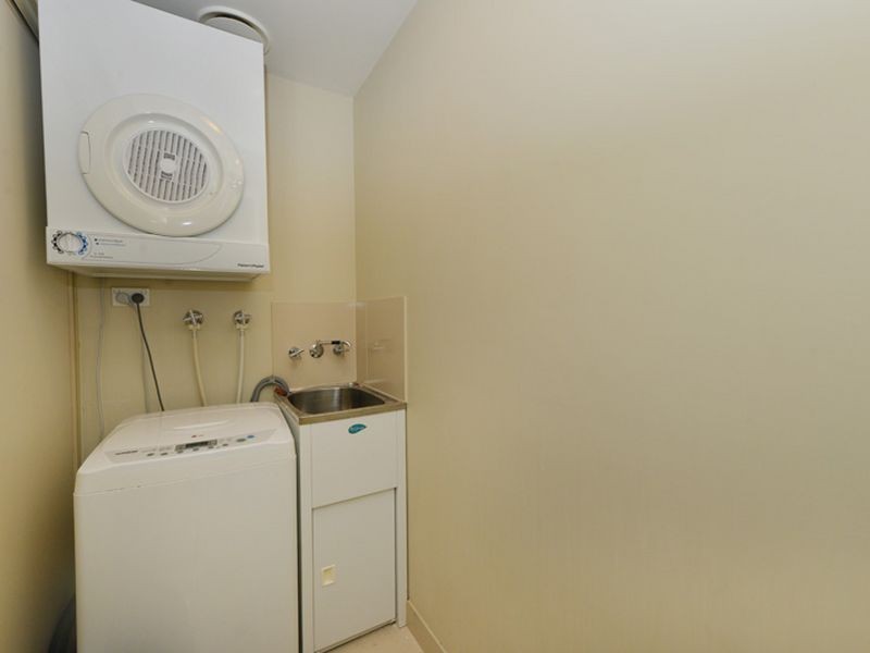 322/12-21 Gregory Street, Westcourt QLD 4870