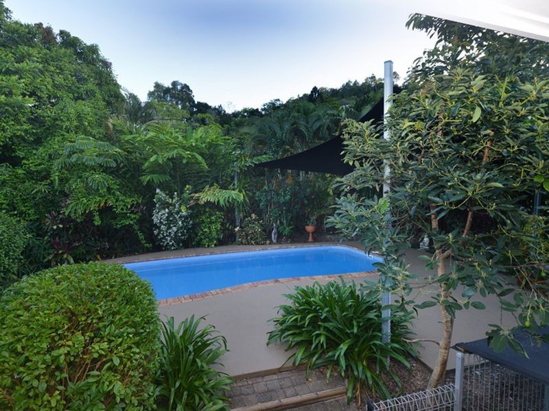 37 Hodel Street, Whitfield QLD 4870