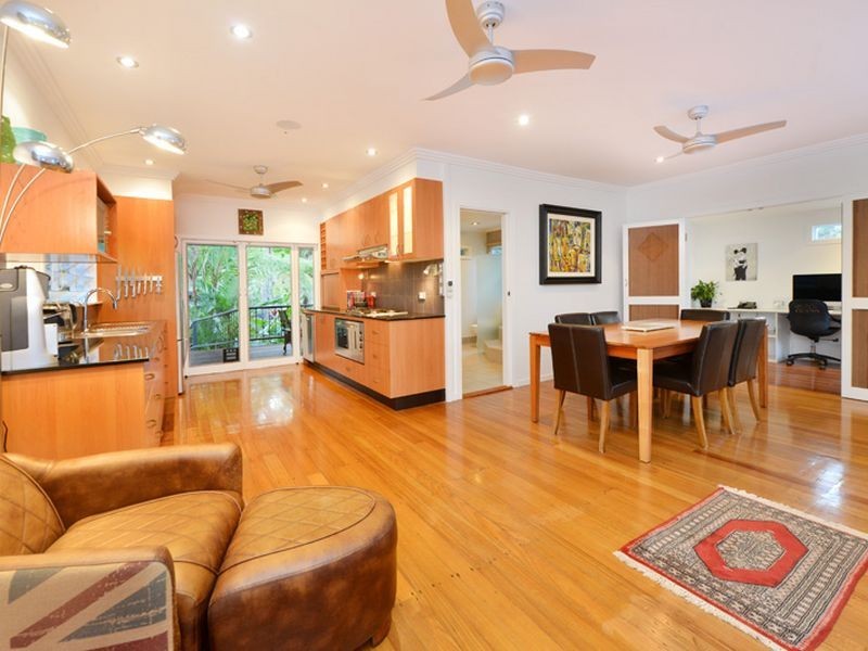 41 Marshall Street, Machans Beach QLD 4878