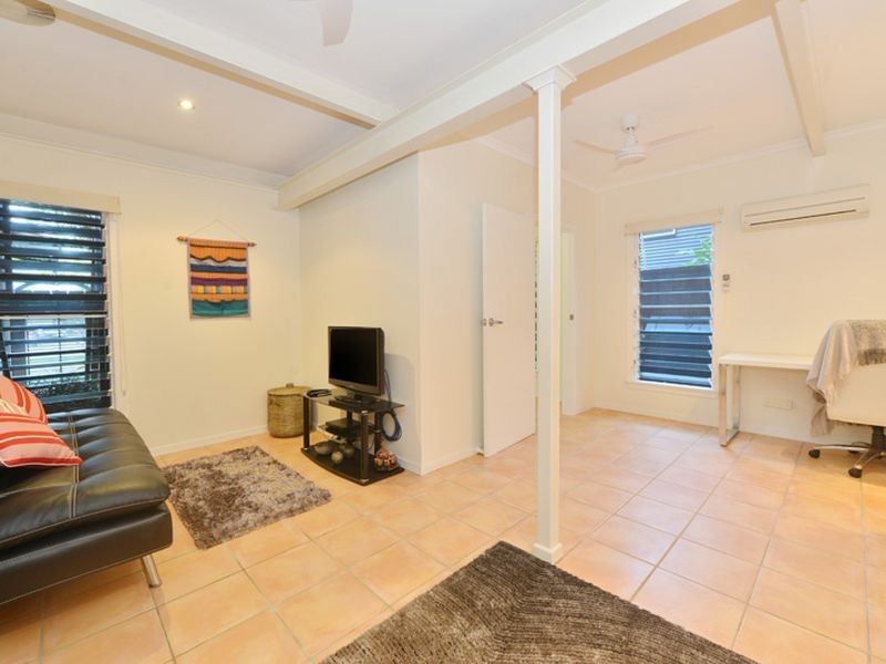 41 Marshall Street, Machans Beach QLD 4878