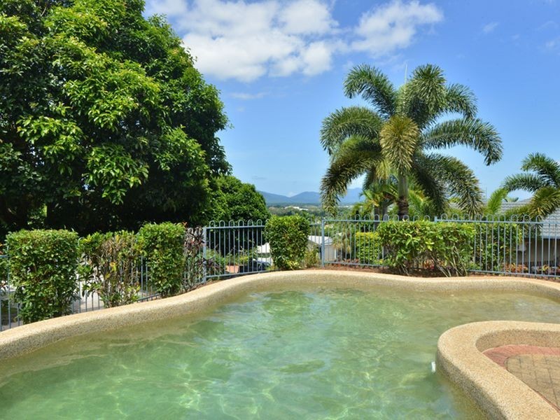 3 Olfersia Court, Mooroobool QLD 4870