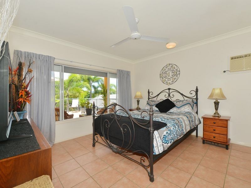 3 Olfersia Court, Mooroobool QLD 4870