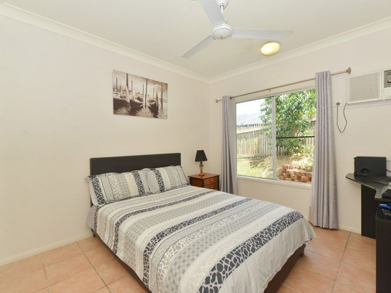 3 Olfersia Court, Mooroobool QLD 4870