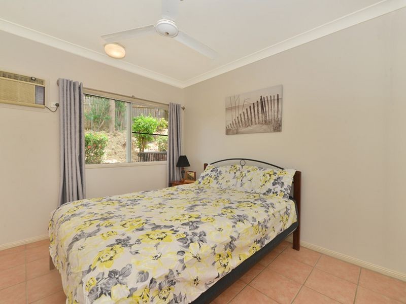 3 Olfersia Court, Mooroobool QLD 4870