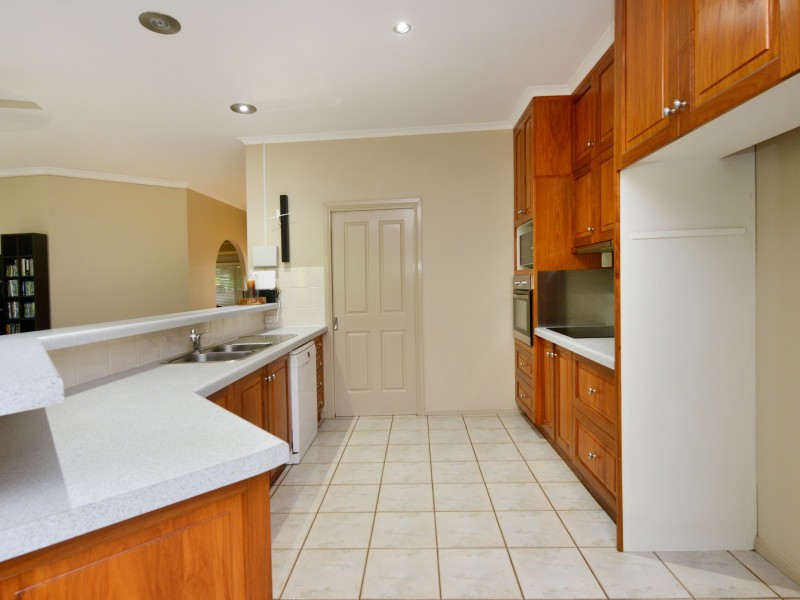 36 Gloucester Street, Whitfield QLD 4870