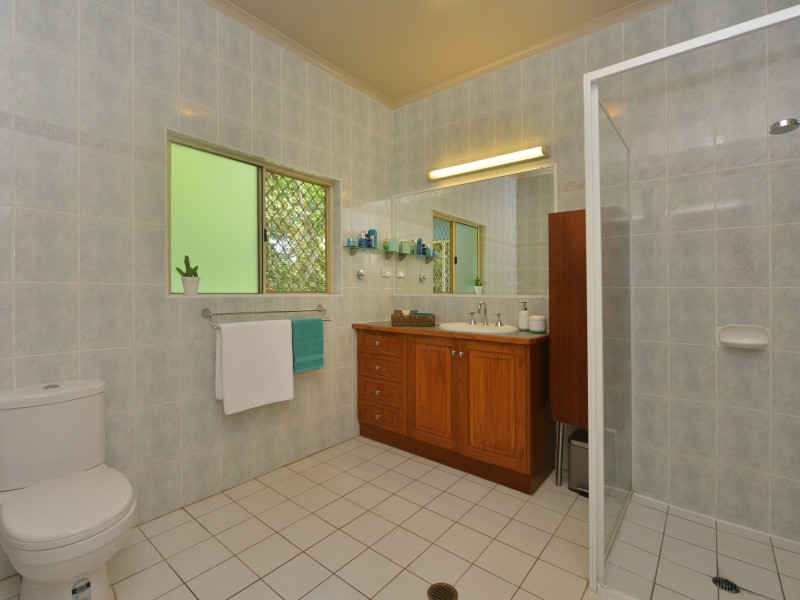 36 Gloucester Street, Whitfield QLD 4870