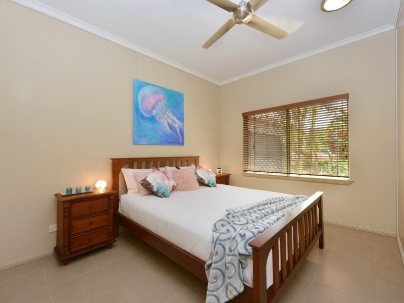 36 Gloucester Street, Whitfield QLD 4870