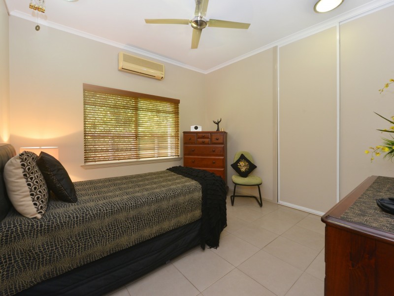 36 Gloucester Street, Whitfield QLD 4870