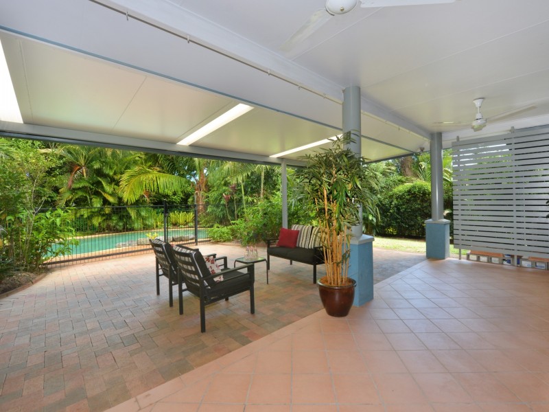 36 Gloucester Street, Whitfield QLD 4870