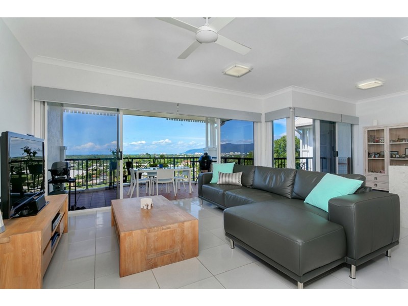 34/8 Munro Terrace, Mooroobool QLD 4870