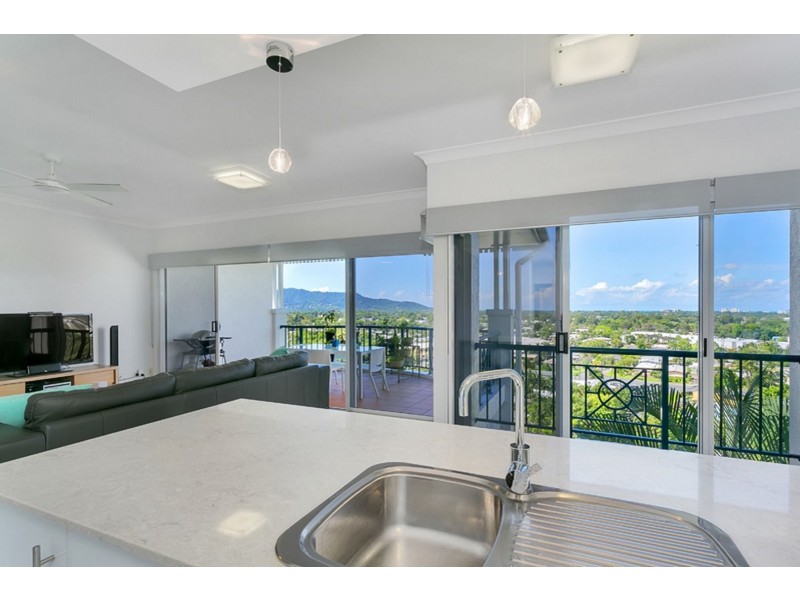 34/8 Munro Terrace, Mooroobool QLD 4870