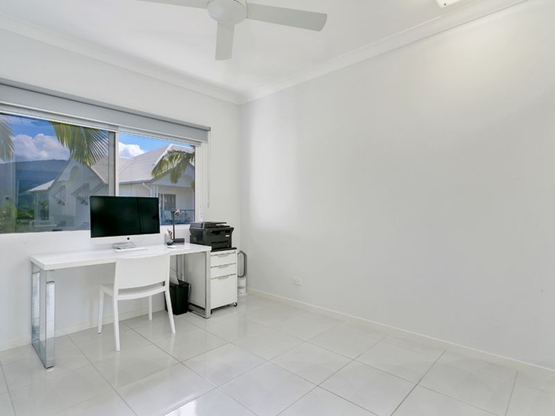 34/8 Munro Terrace, Mooroobool QLD 4870