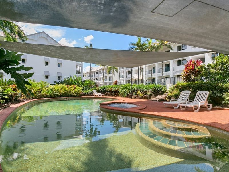 34/8 Munro Terrace, Mooroobool QLD 4870