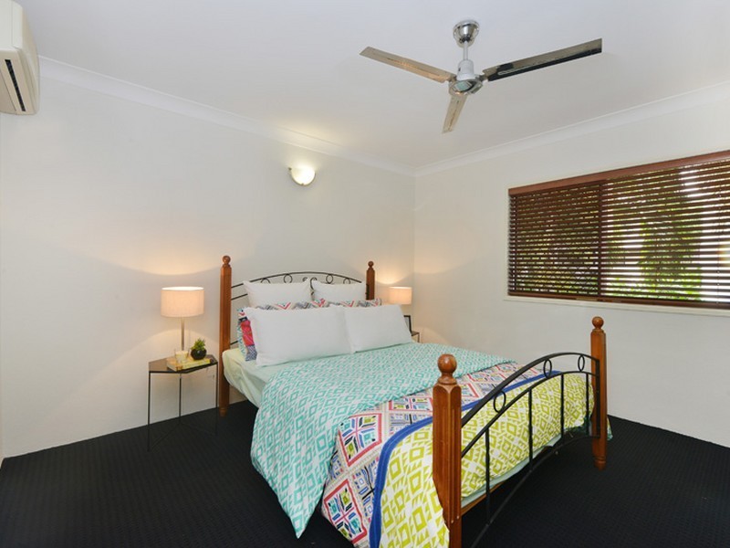 Unit 5/347 Lake Street, Cairns North QLD 4870