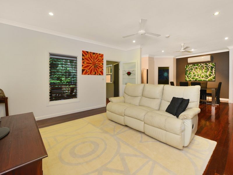 29-31 Cascades Drive, Redlynch QLD 4870