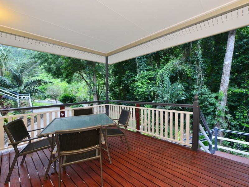 29-31 Cascades Drive, Redlynch QLD 4870