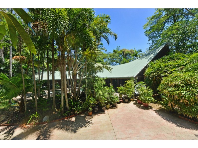 438 Brinsmead Road, Brinsmead QLD 4870