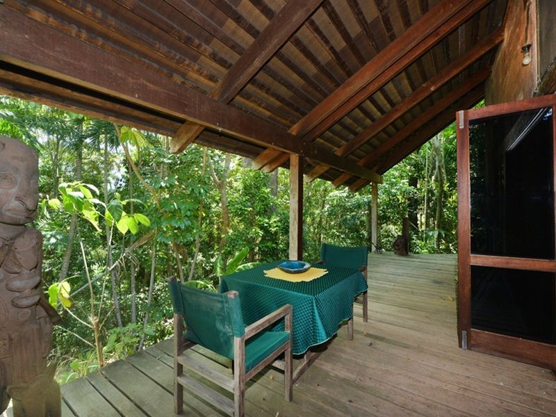 438 Brinsmead Road, Brinsmead QLD 4870