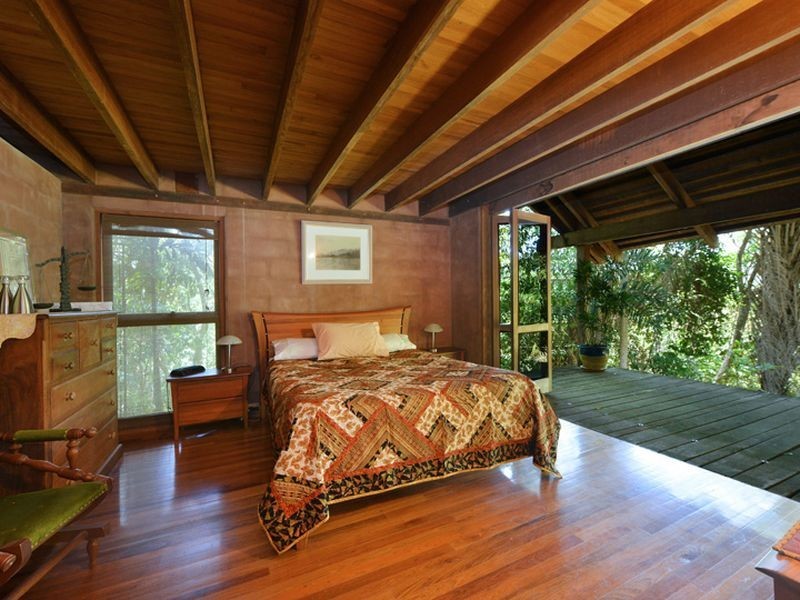 438 Brinsmead Road, Brinsmead QLD 4870