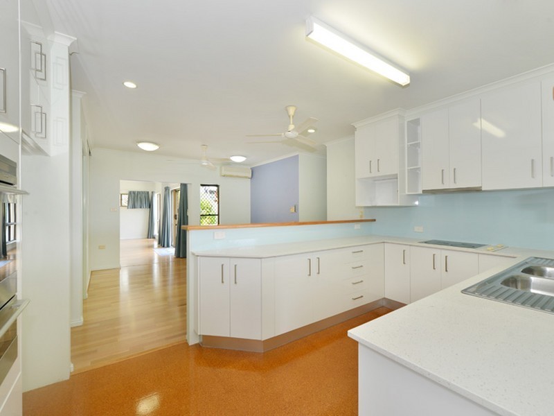 94 Petersen Street, Freshwater QLD 4870