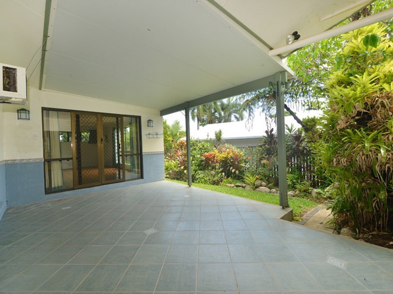 94 Petersen Street, Freshwater QLD 4870