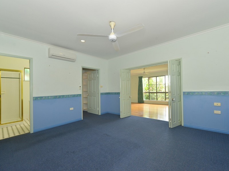 94 Petersen Street, Freshwater QLD 4870