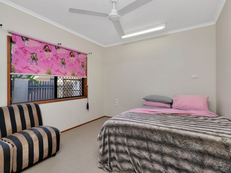 22 Shannon Drive, Woree QLD 4868