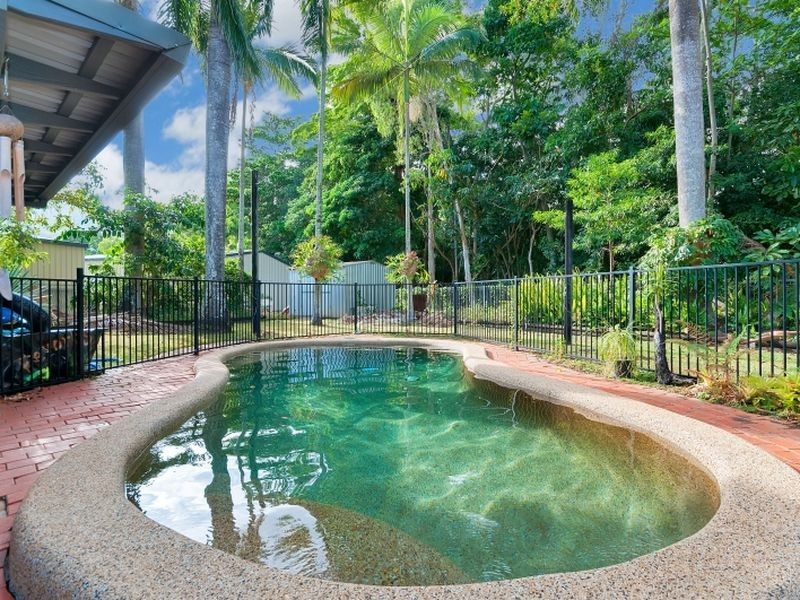 22 Shannon Drive, Woree QLD 4868