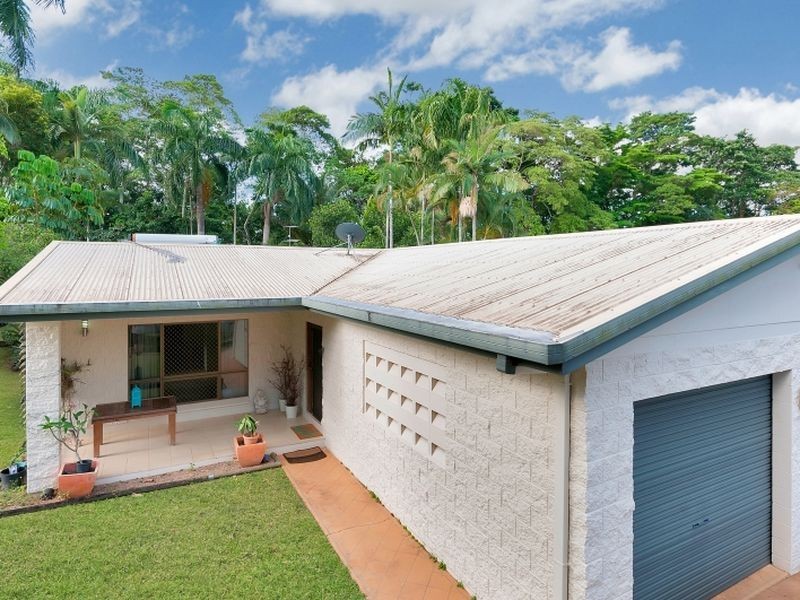 22 Shannon Drive, Woree QLD 4868