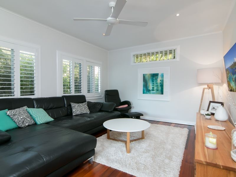 12 Down Street, Freshwater QLD 4870