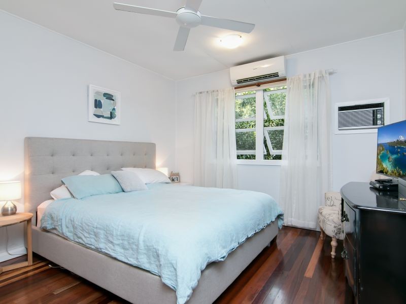 12 Down Street, Freshwater QLD 4870