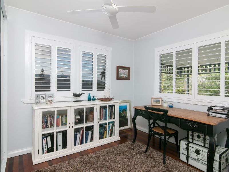 12 Down Street, Freshwater QLD 4870