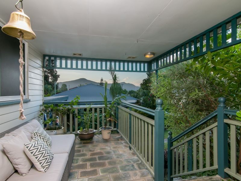 12 Down Street, Freshwater QLD 4870