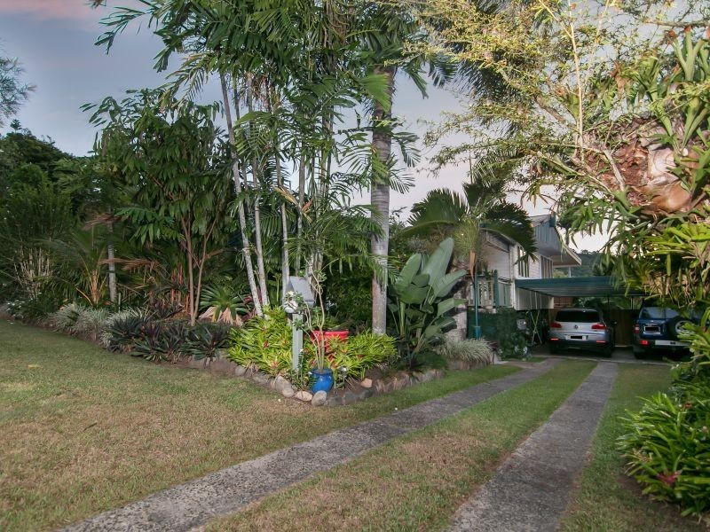 12 Down Street, Freshwater QLD 4870
