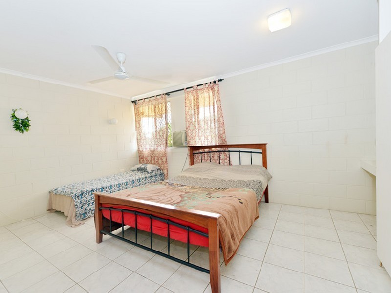 11/11 Pioneer Street, Manoora QLD 4870