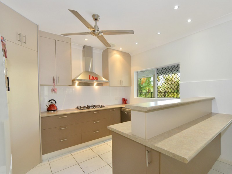 37 Wills Street, Brinsmead QLD 4870