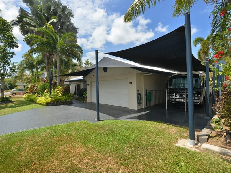 37 Wills Street, Brinsmead QLD 4870